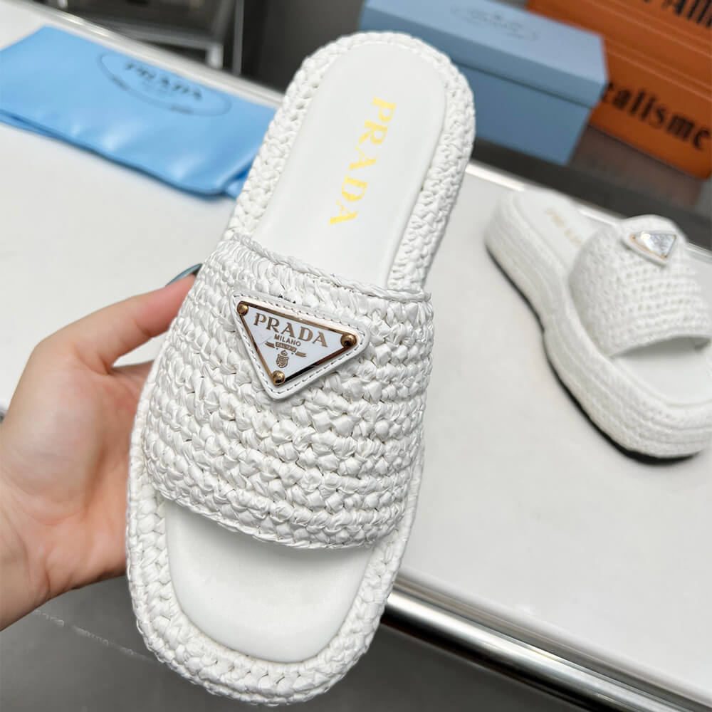 Pra*a Crochet flatform slides