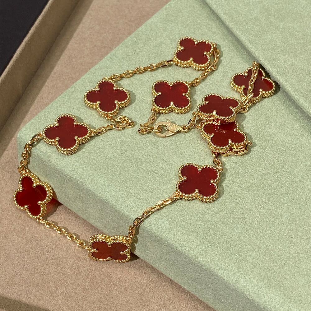 V*n Cl**f & Arpels Necklace