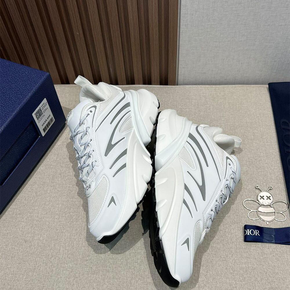 D10r  B44 Blade Sneaker