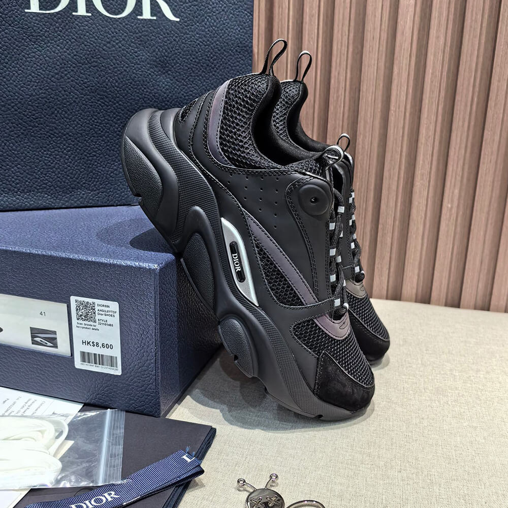 D10r  B22 Sneaker
