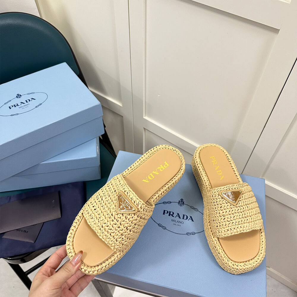 Pra*a Crochet flatform slides