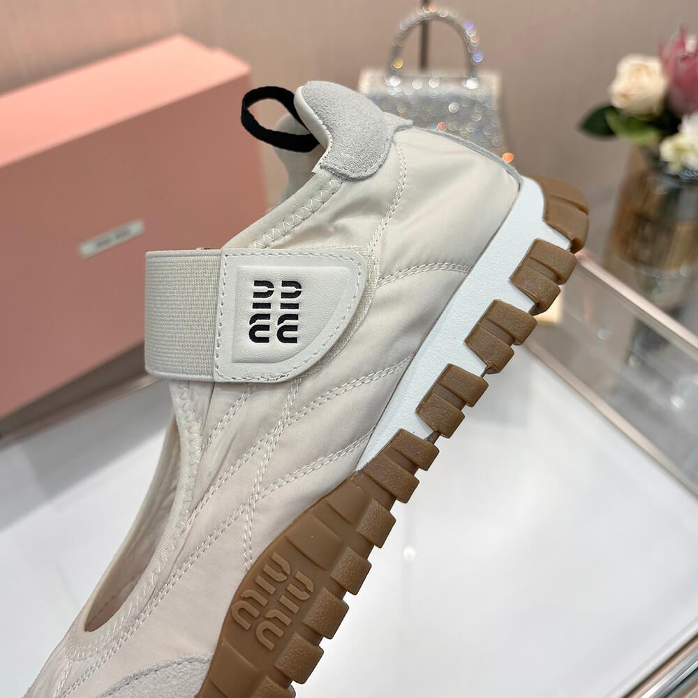 M1um1u ballet flats