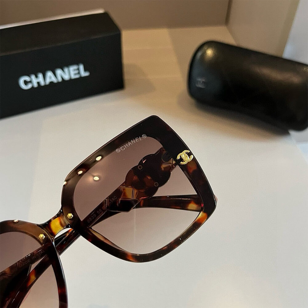 Ch**el SUNGLASSES