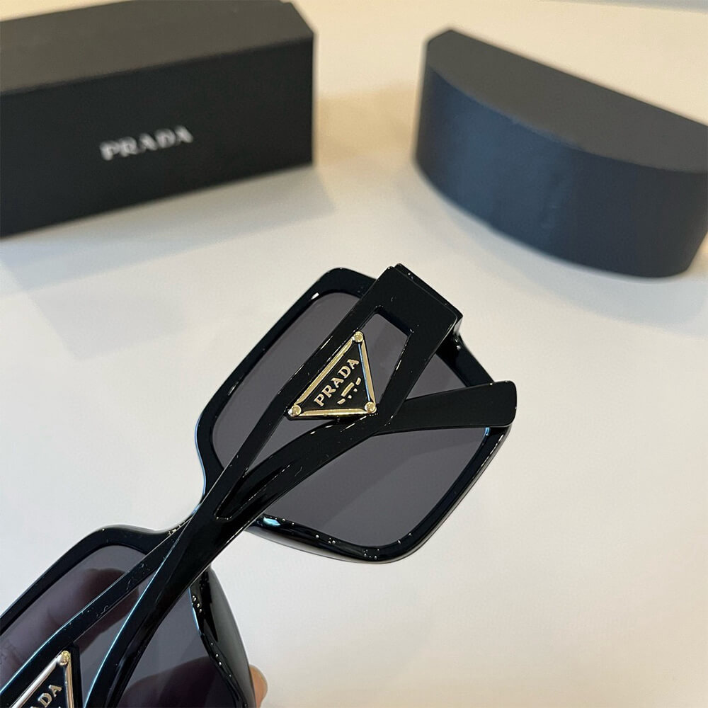 Pra*a SUNGLASSES