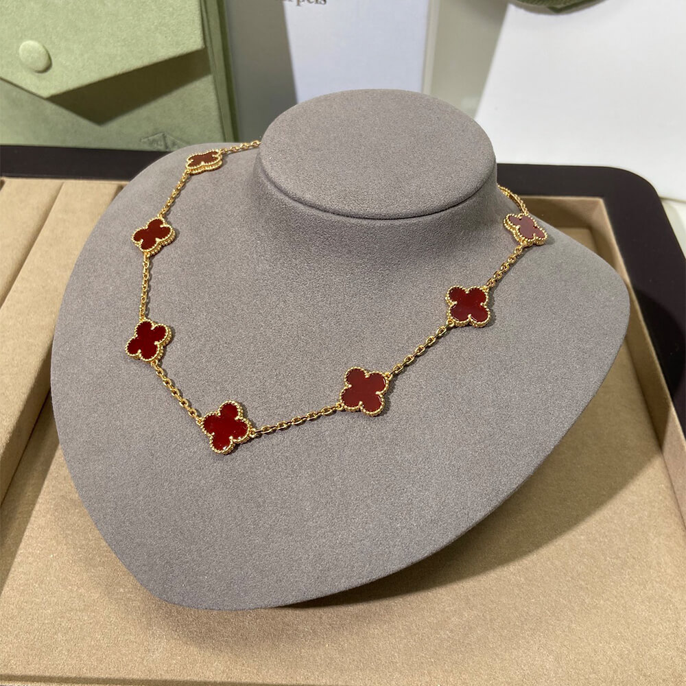 V*n Cl**f & Arpels Necklace
