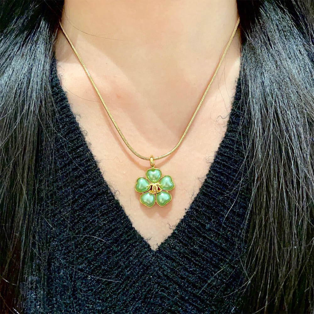 Ch**el Necklace