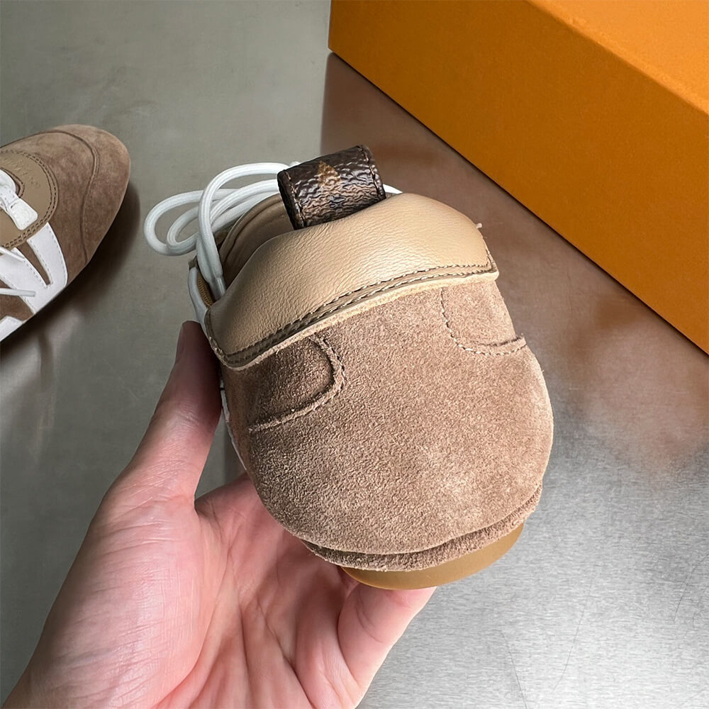 LV Sneakerina