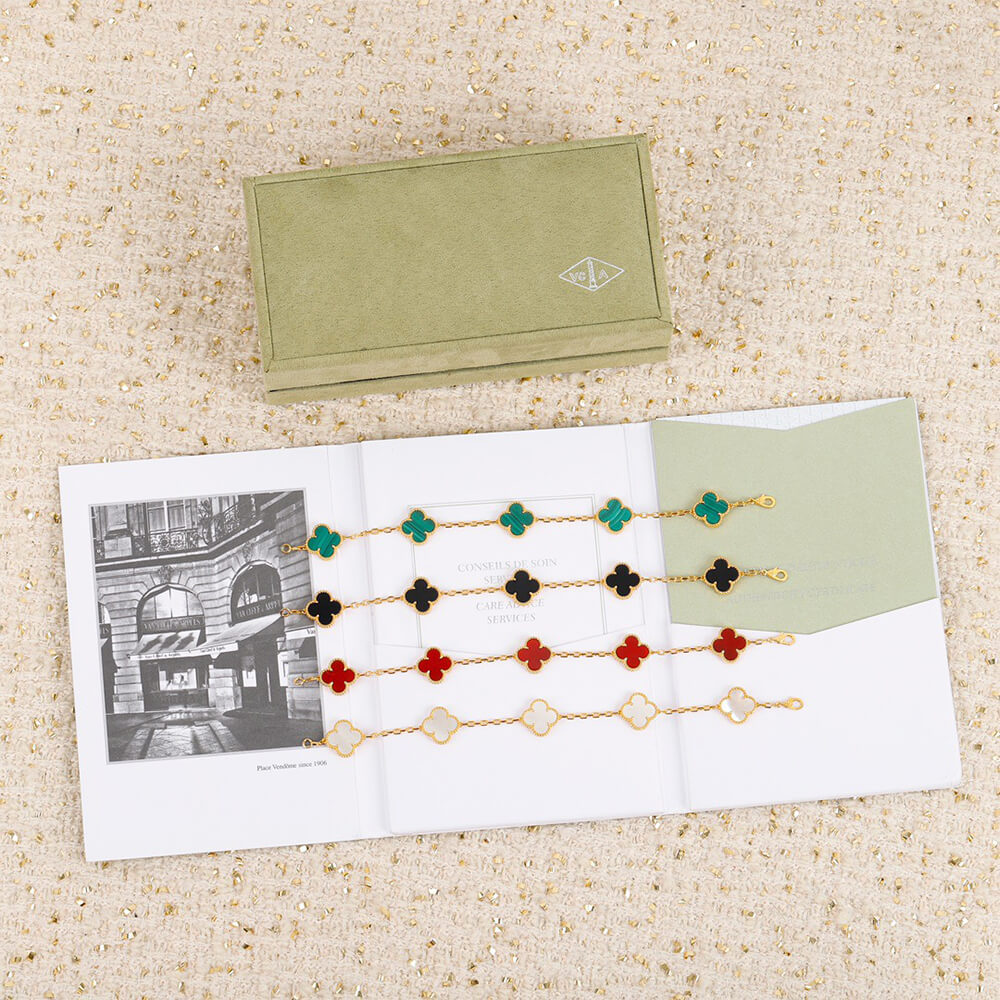 V*n Cl**f & Aepels Vintage Alhambra bracelet, 5 motifs