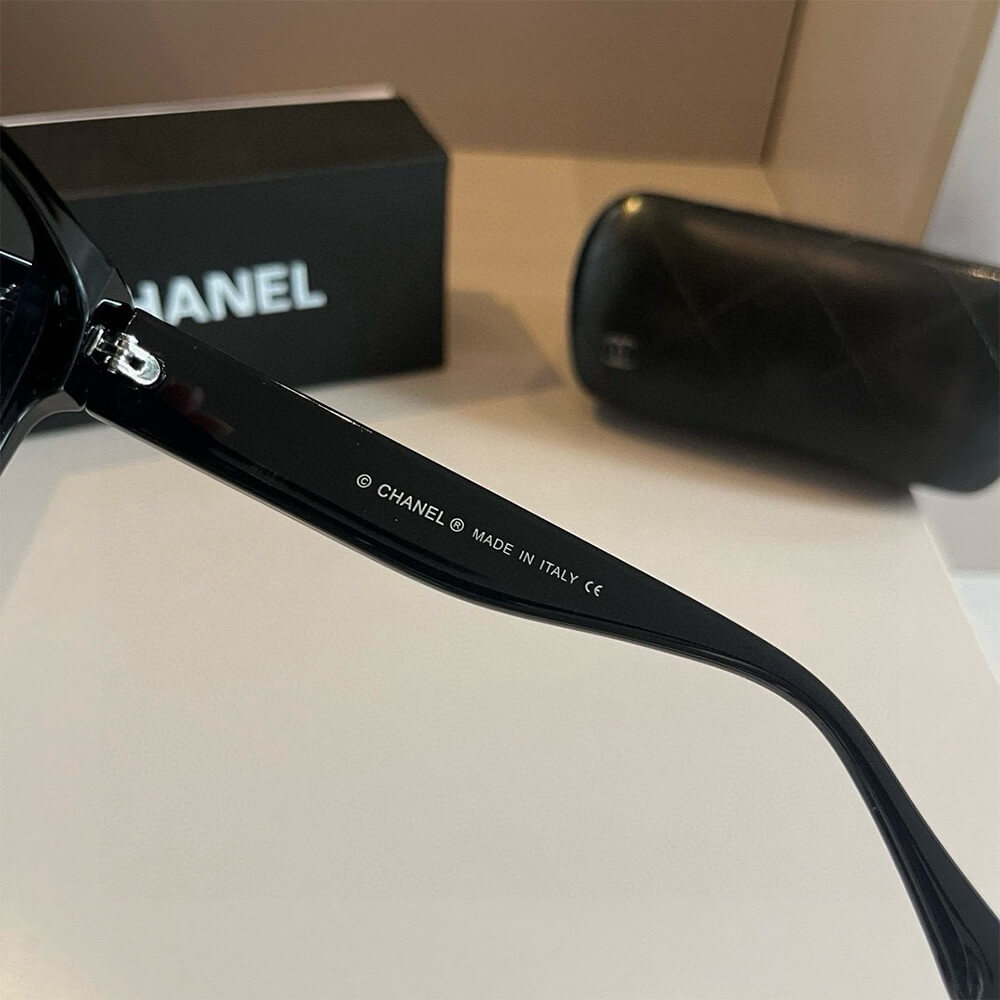 Ch**el SUNGLASSES
