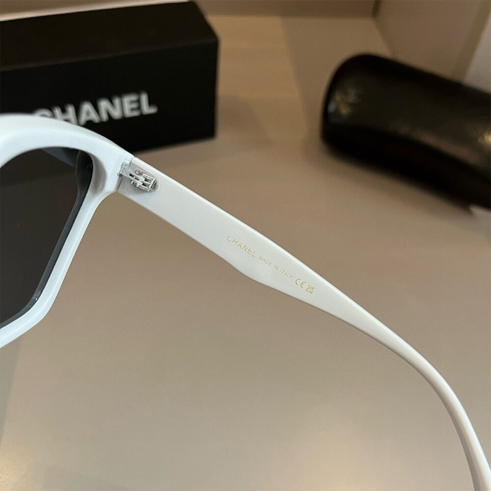 Ch**el SUNGLASSES