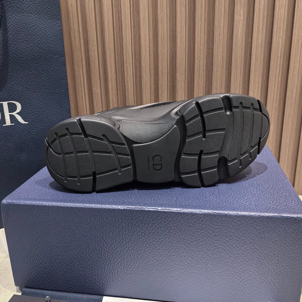 D10r  B22 Sneaker