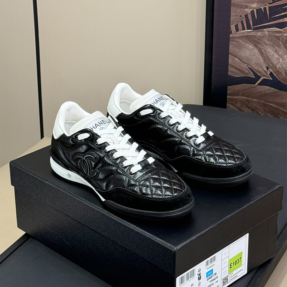 Ch**el Sneakers