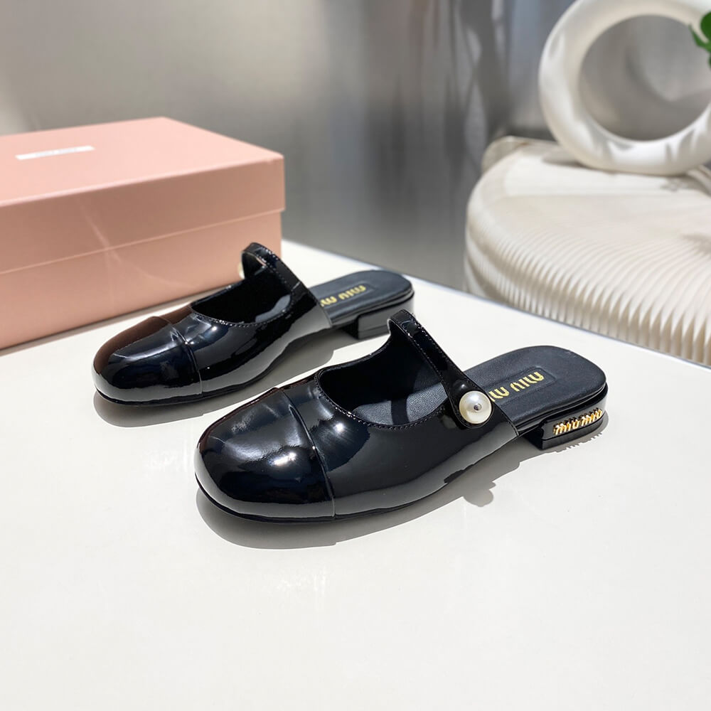 M1um1u Mary Jane pumps