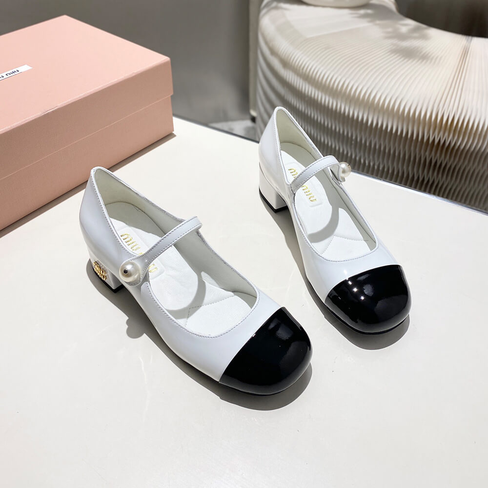 M1um1u Mary Jane pumps