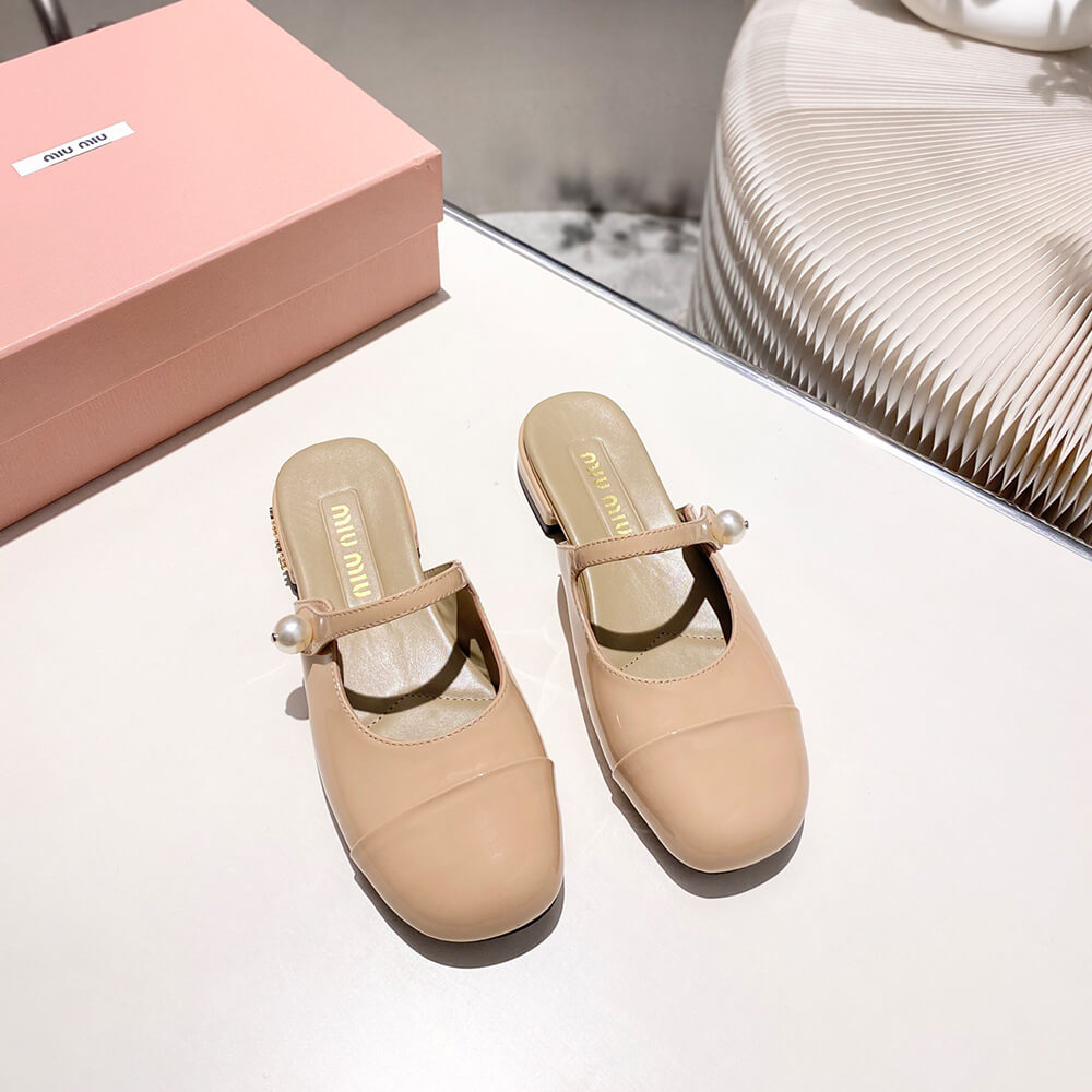 M1um1u Mary Jane pumps