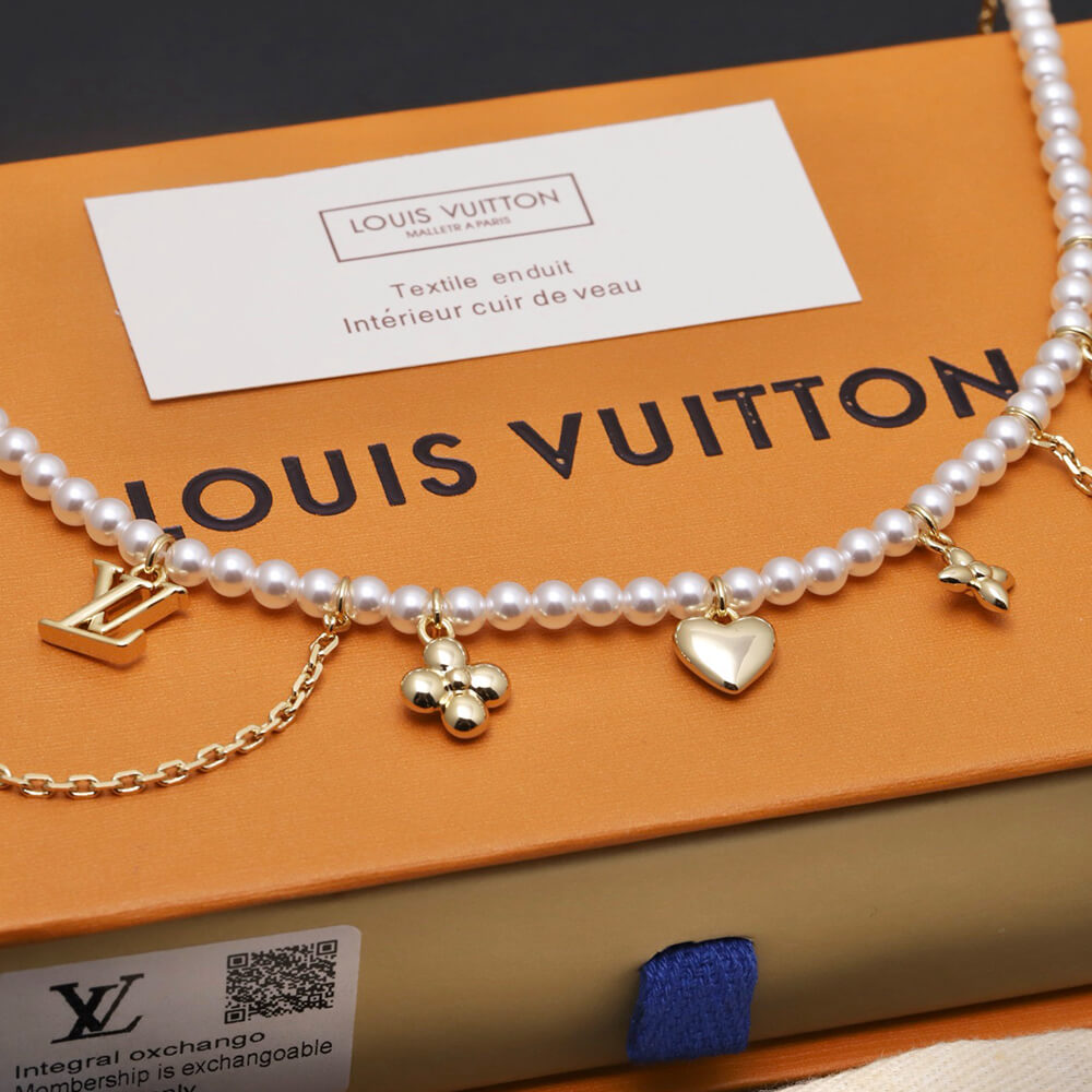 LV Blooming Pearls Necklace