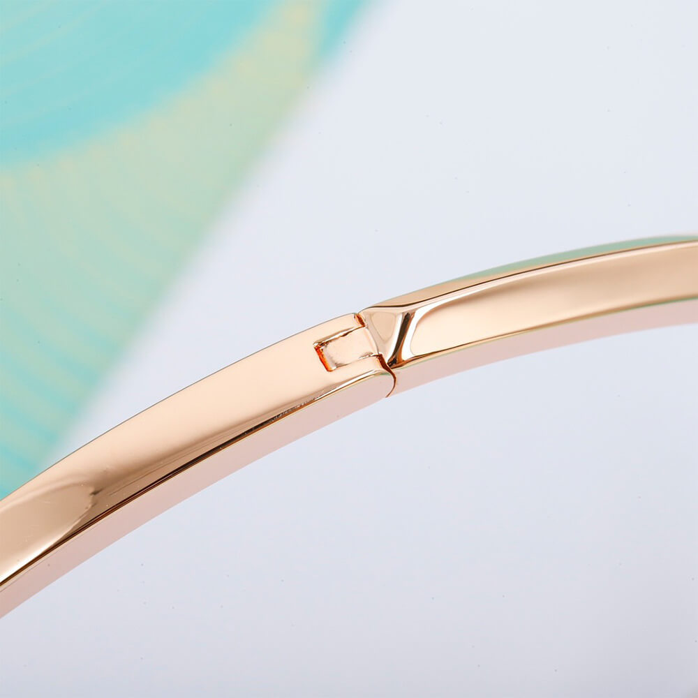 T*f*ny T T1 Narrow Hinged Bangle
