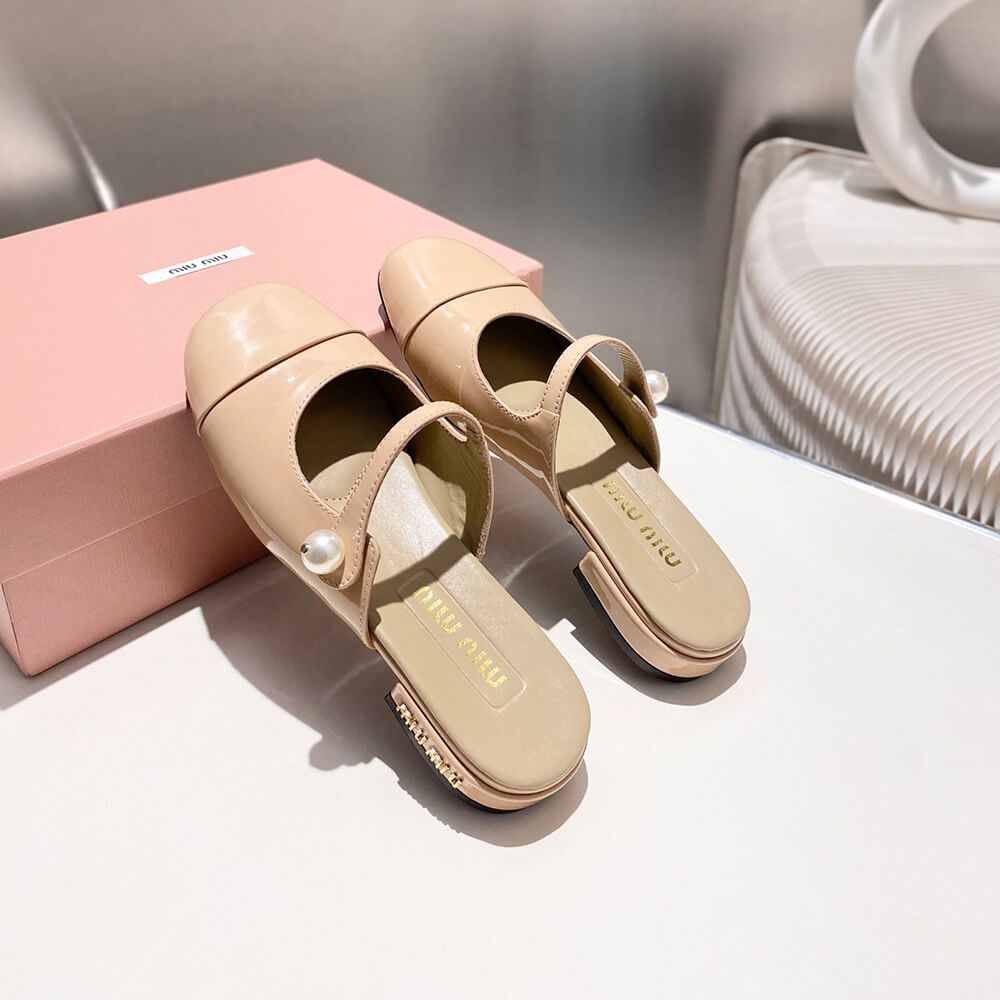 M1um1u Mary Jane pumps