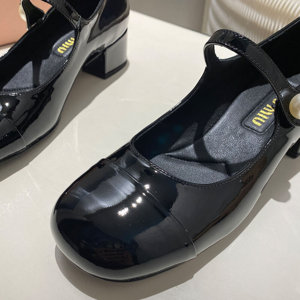 M1um1u Mary Jane pumps