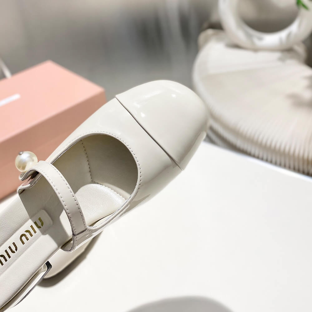 M1um1u Mary Jane pumps