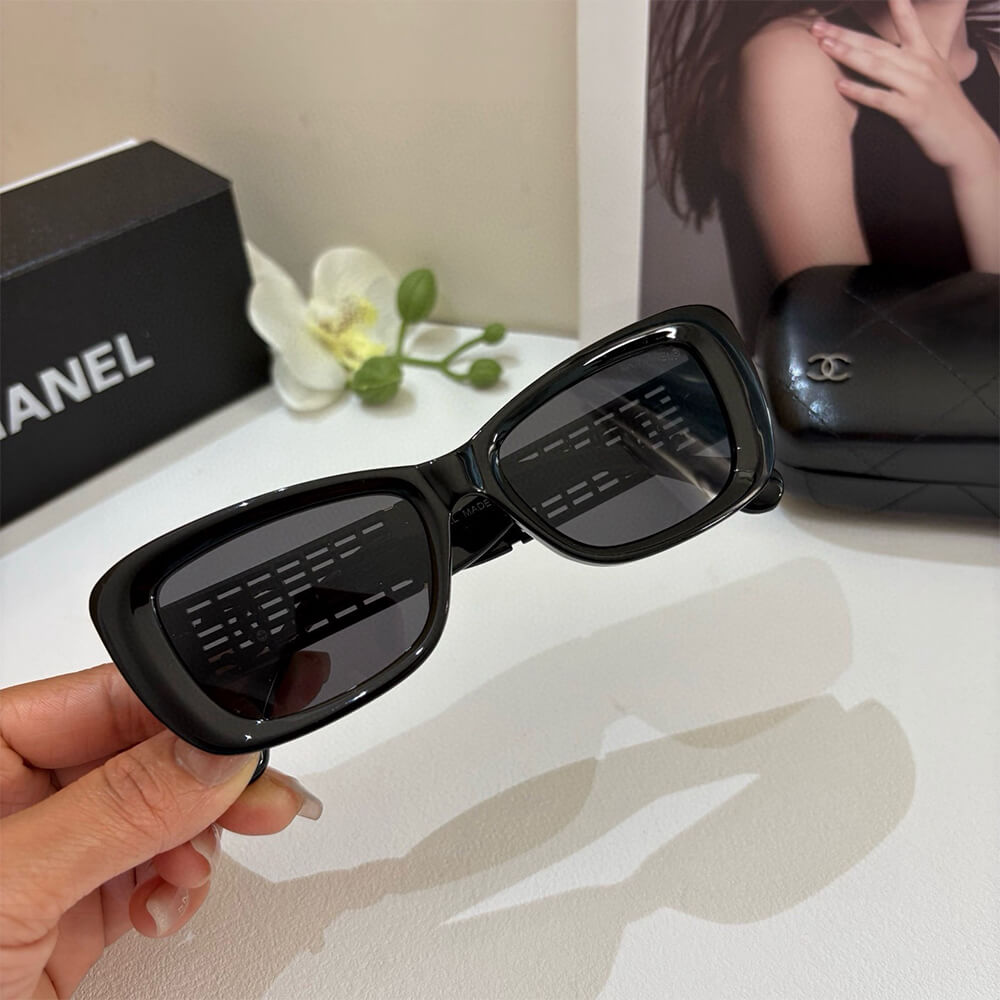 Ch**el SUNGLASSES