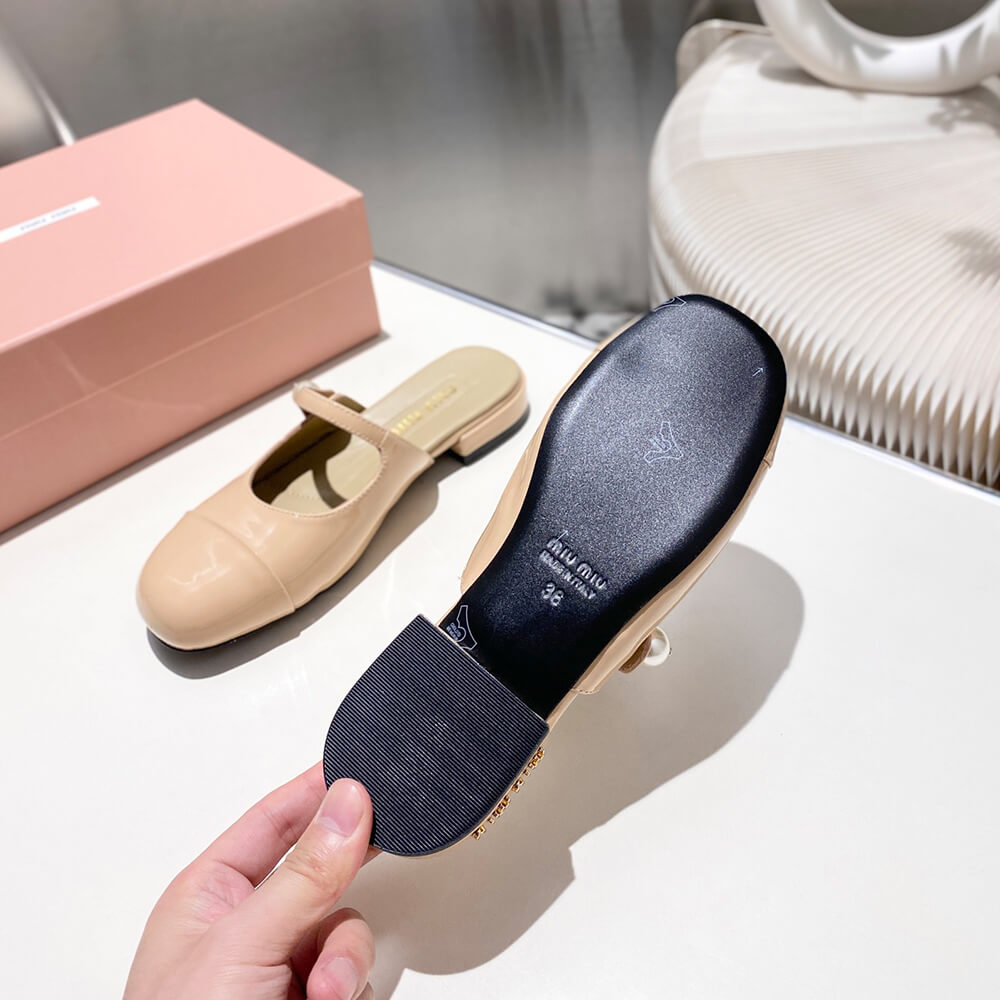 M1um1u Mary Jane pumps