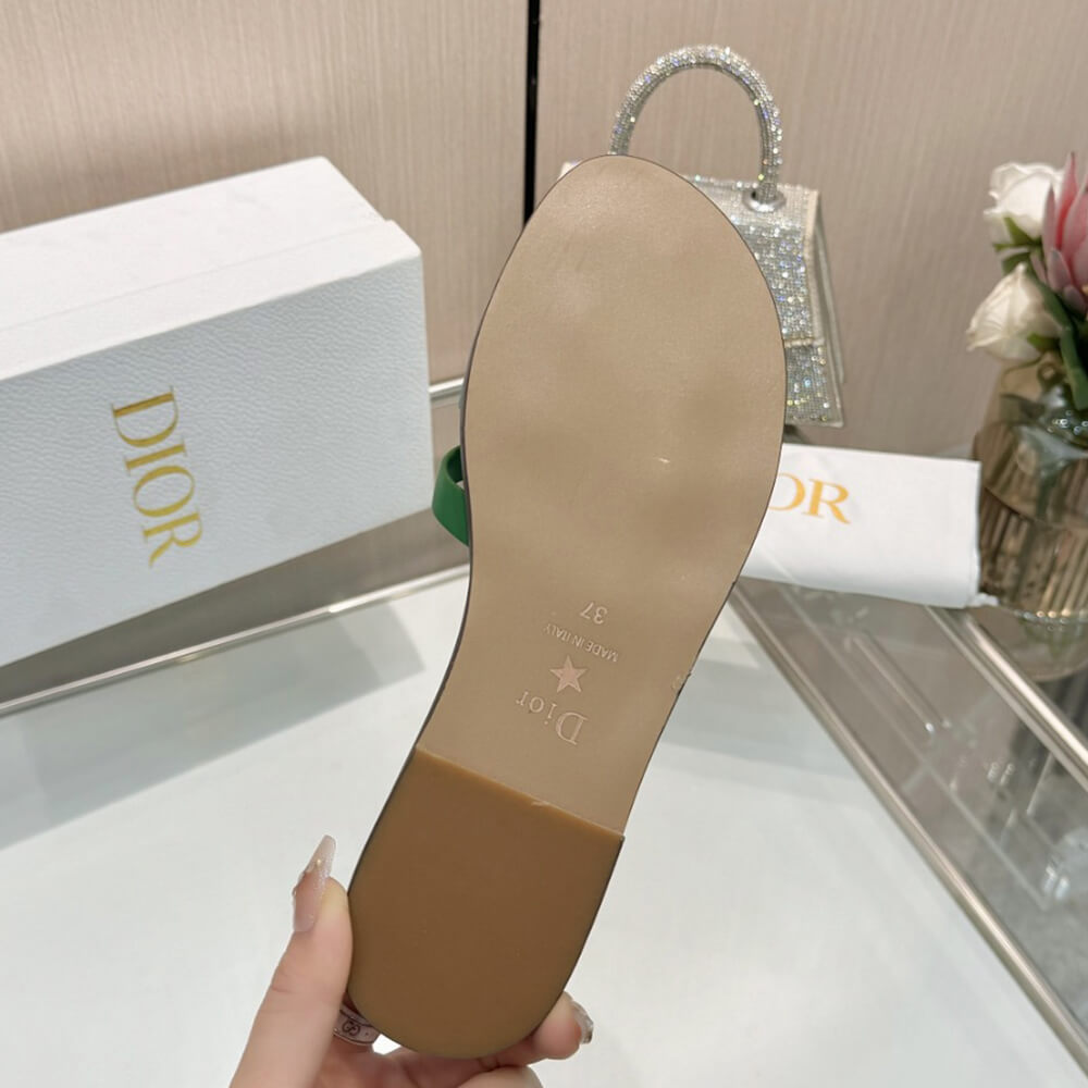 D10r D-Club Slide