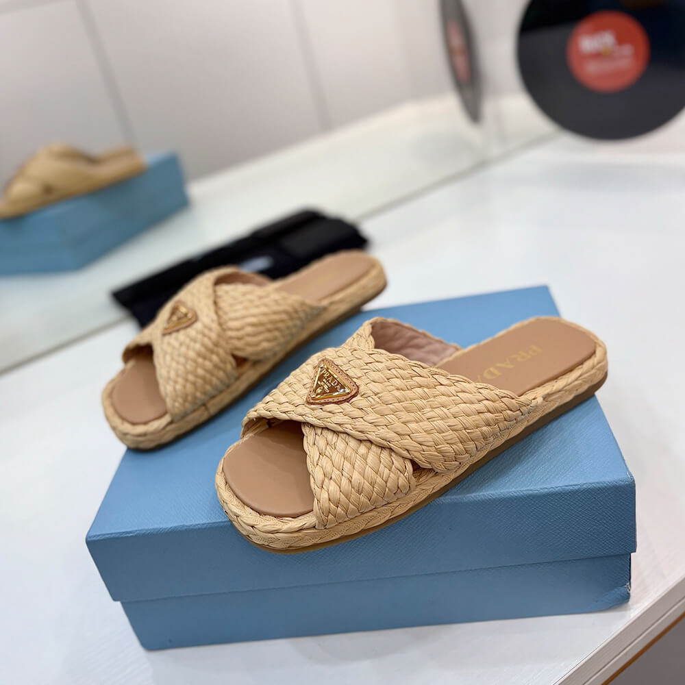 Pra*a Raffia crisscross slides