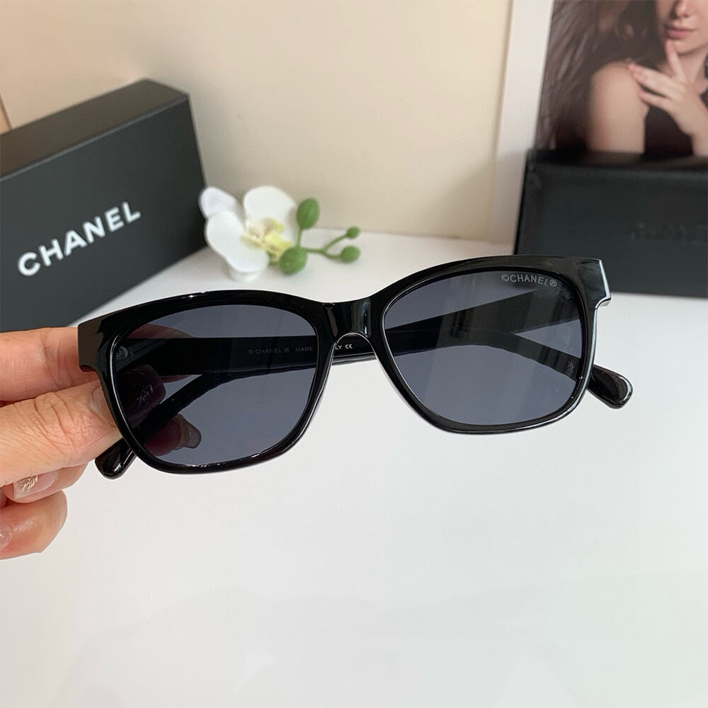 Ch**el SUNGLASSES