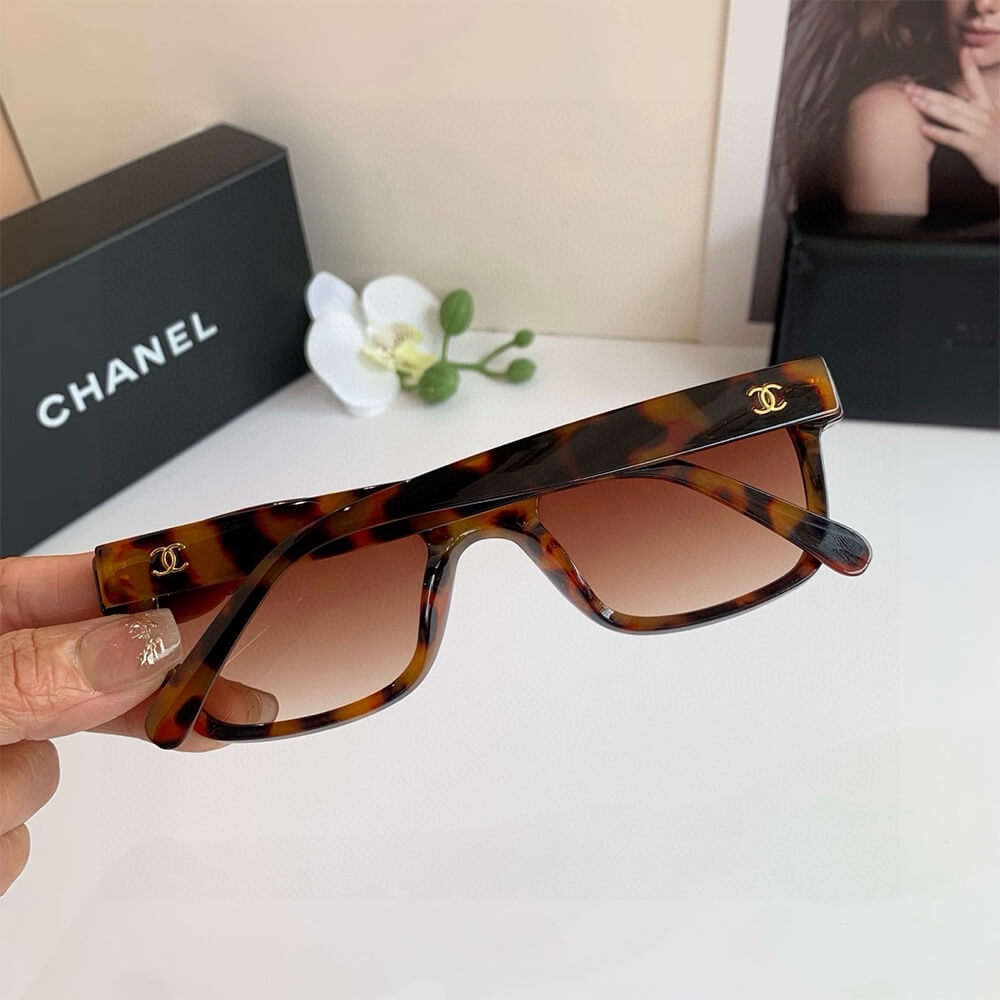 Ch**el SUNGLASSES