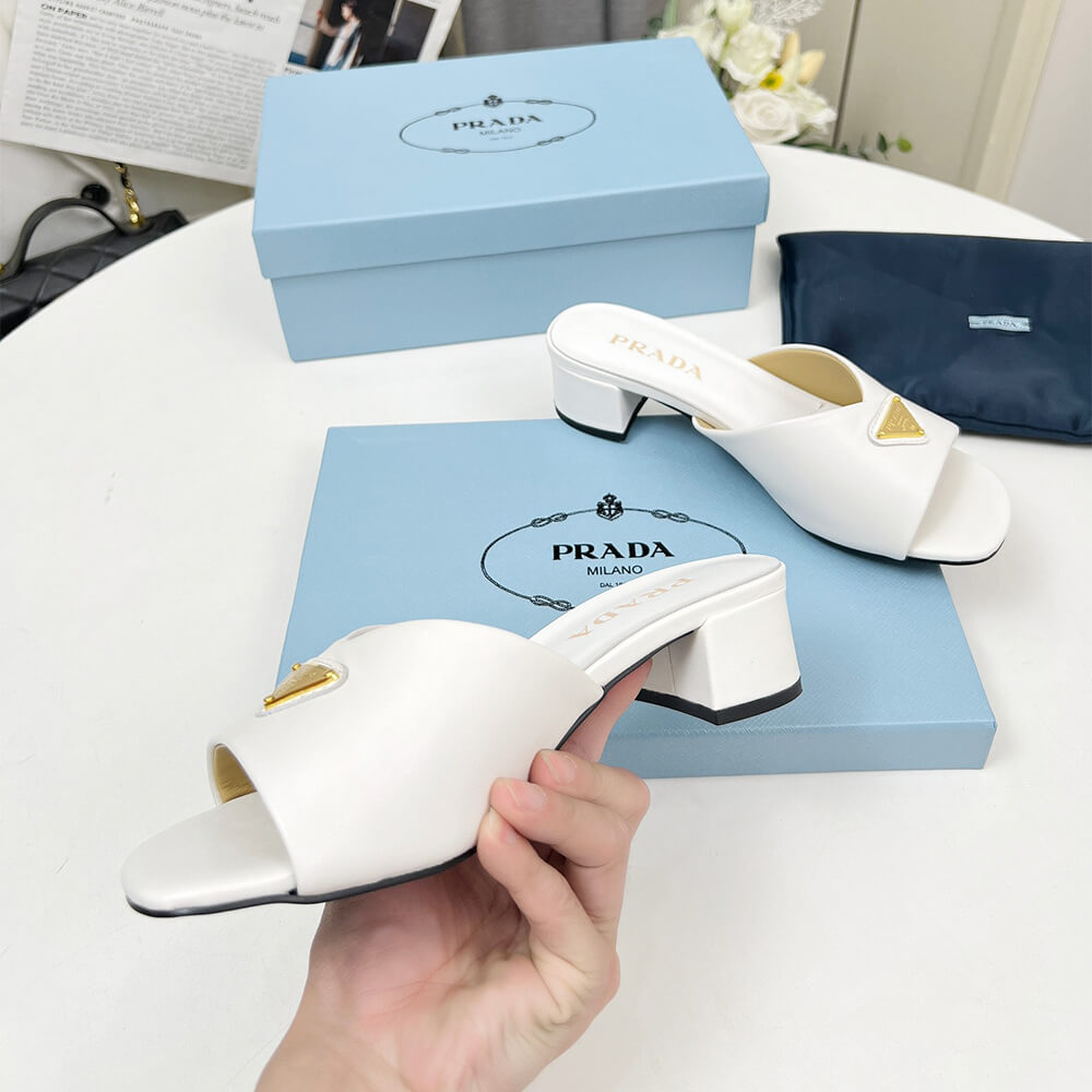 Pra*a Padded nappa leather sandals