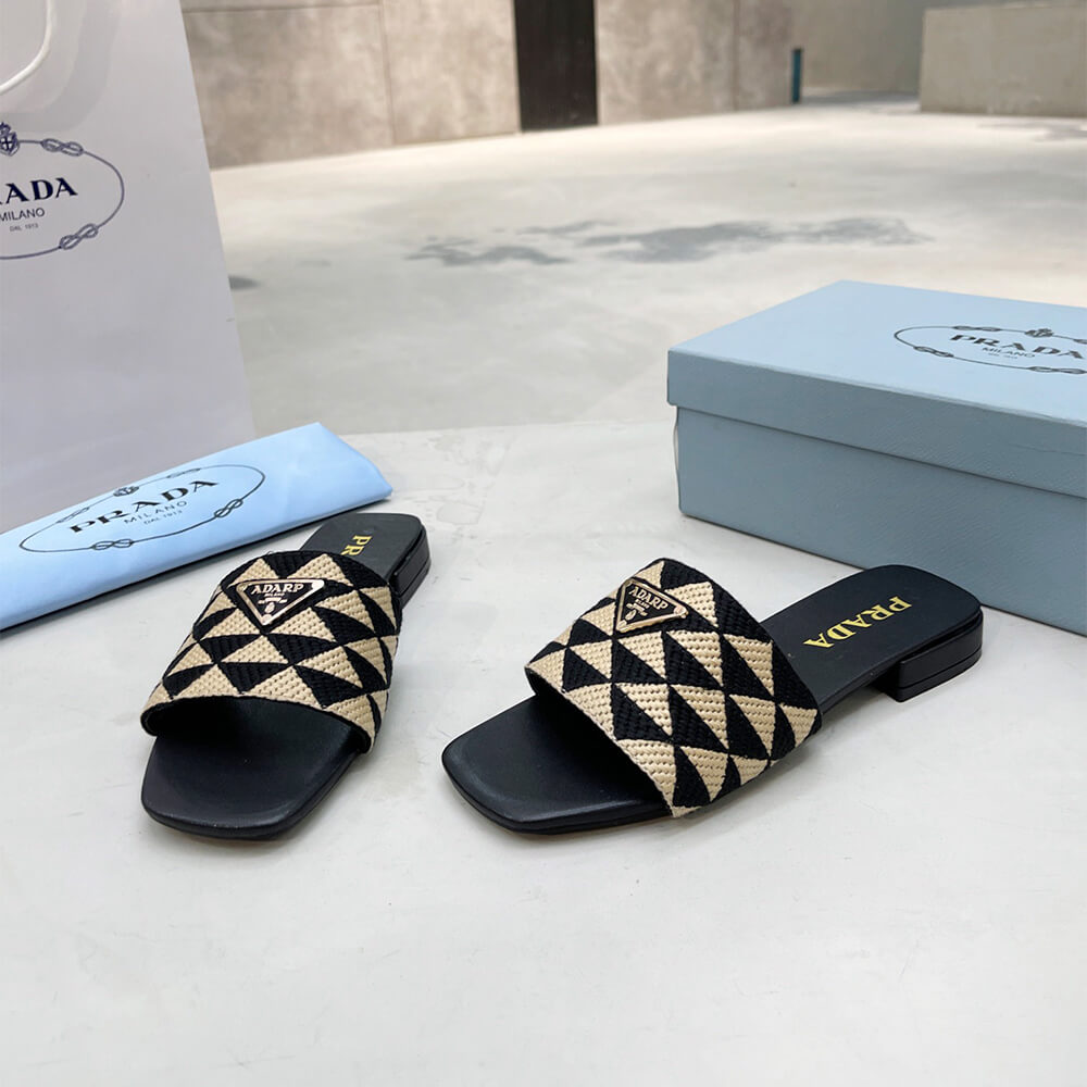 Pra*a Embroidered fabric slides