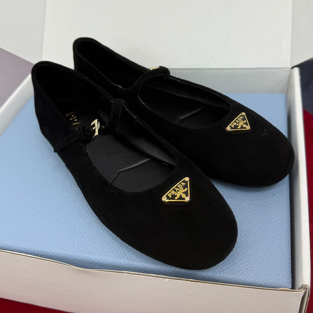 Pra*a Suede ballerinas