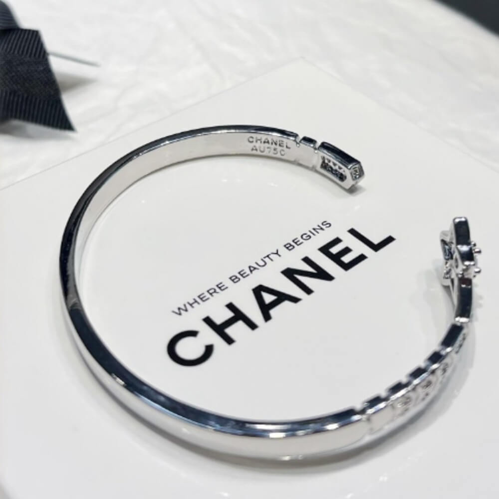 Ch**el Comète Chevron bracelet
