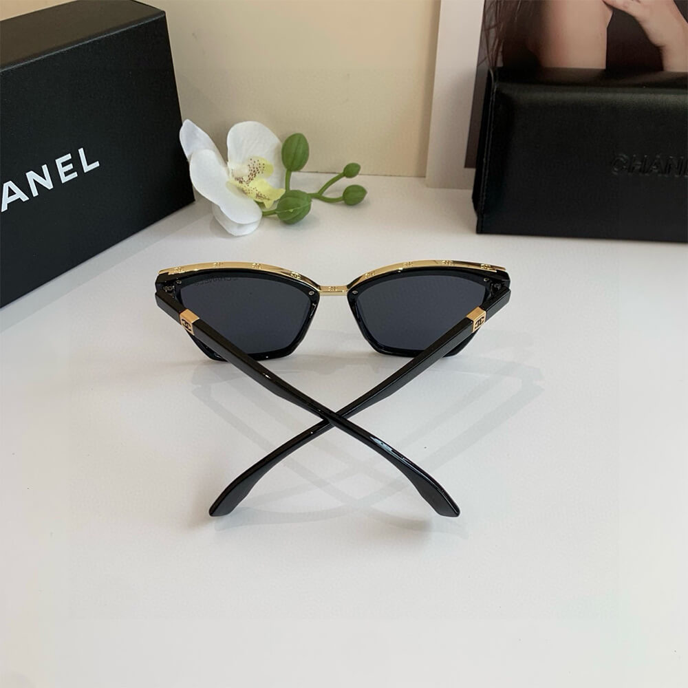 Ch**el SUNGLASSES