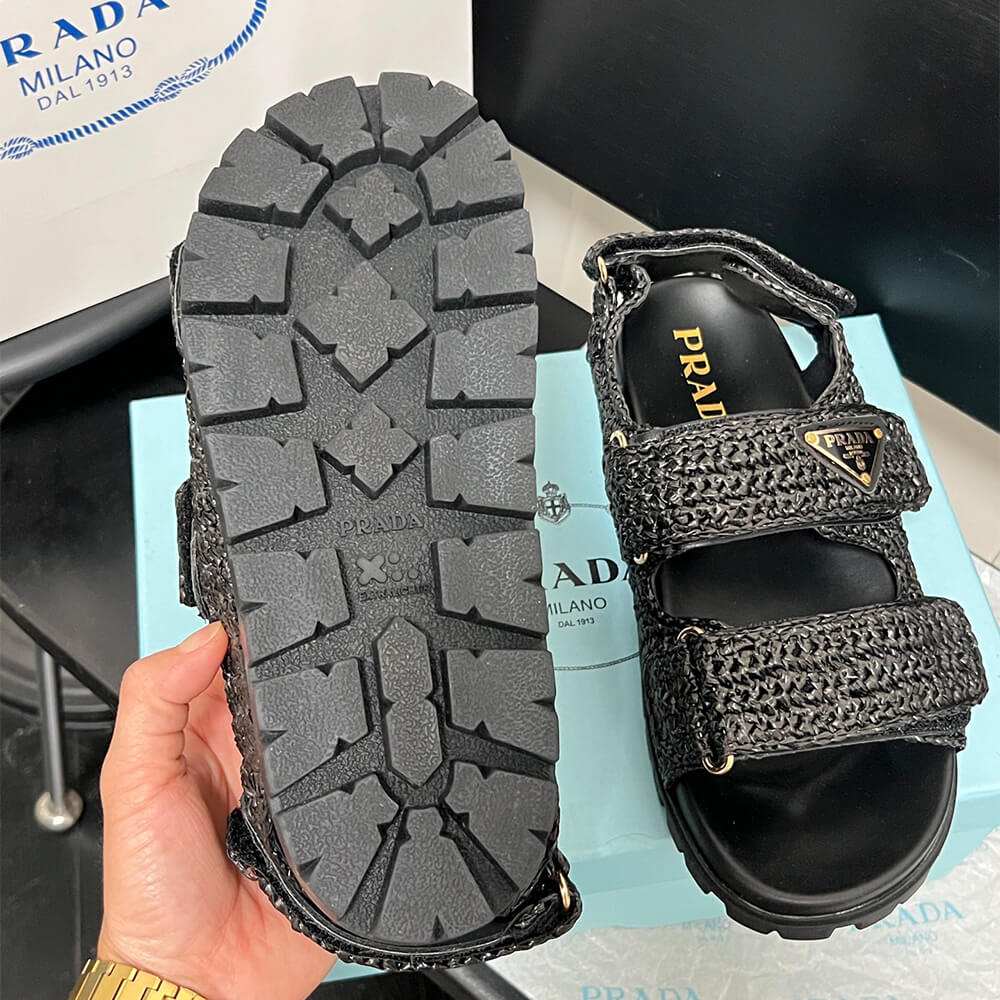 Pra*a Crochet sandals