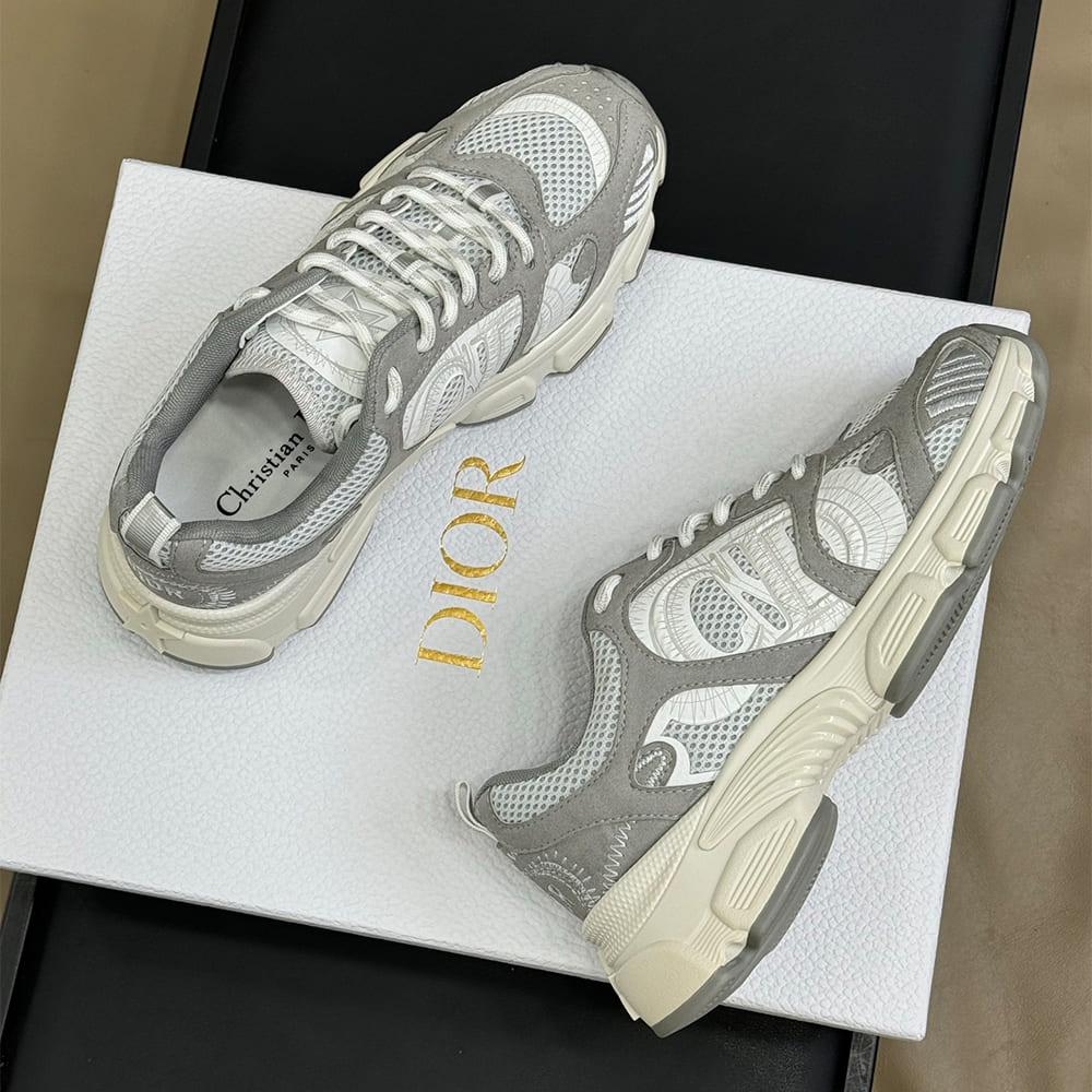 D10r Chrono Sneaker