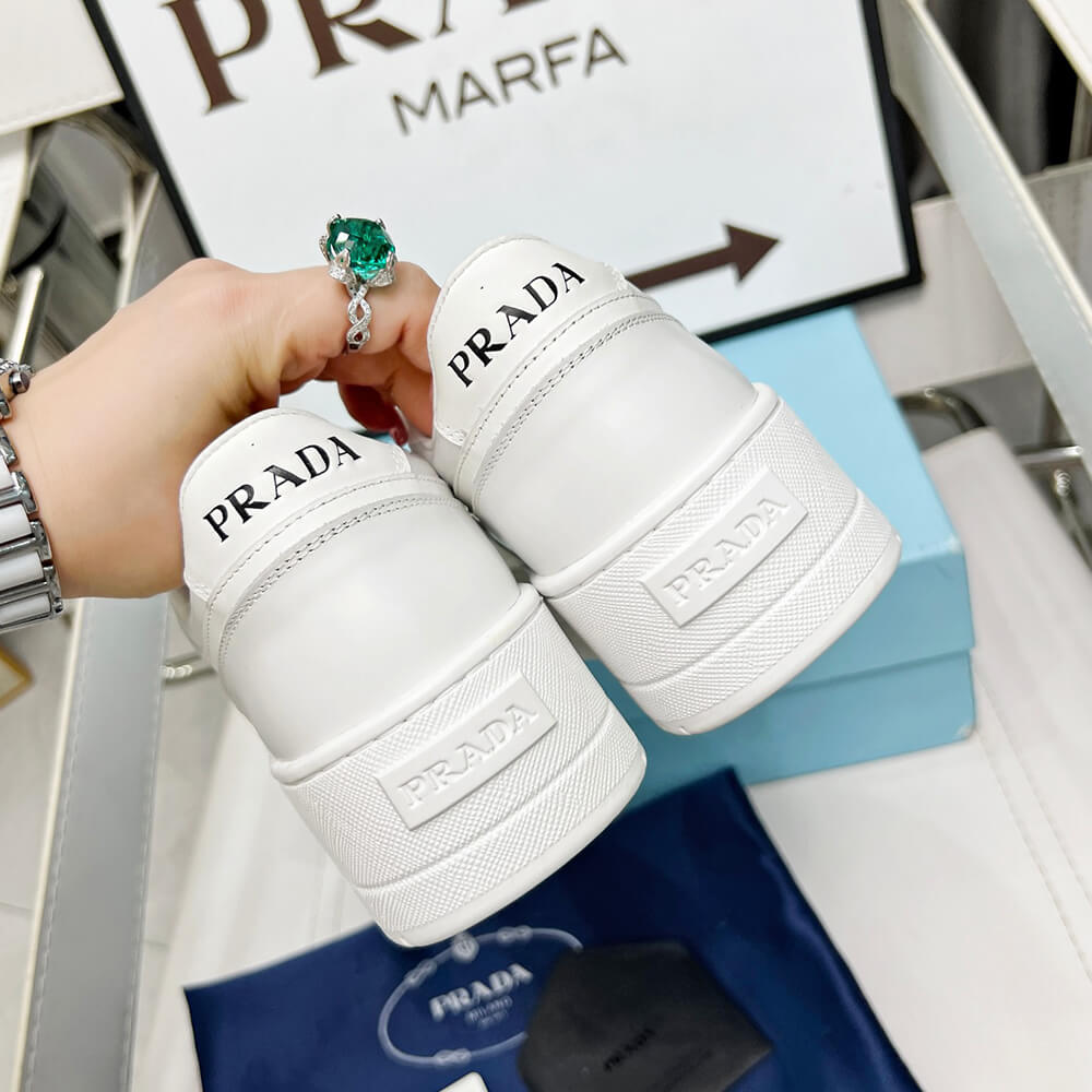 Pra*a Women Downtown Sneakers