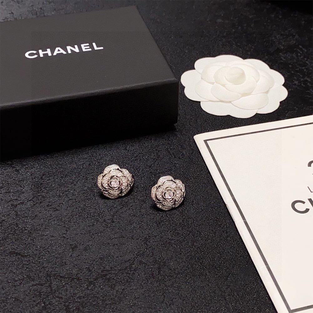 Ch**el BOUTON DE CAM??LIA EARRINGS