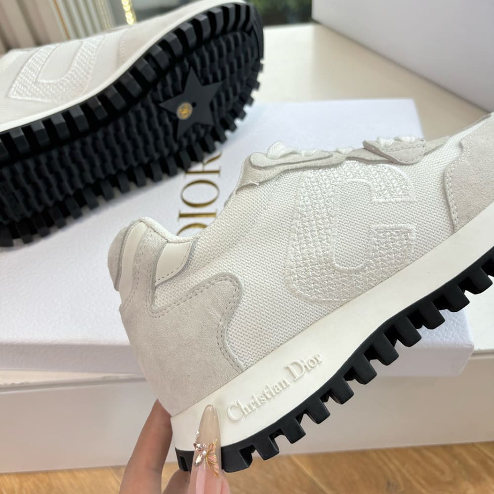 C’est D10r Sneaker