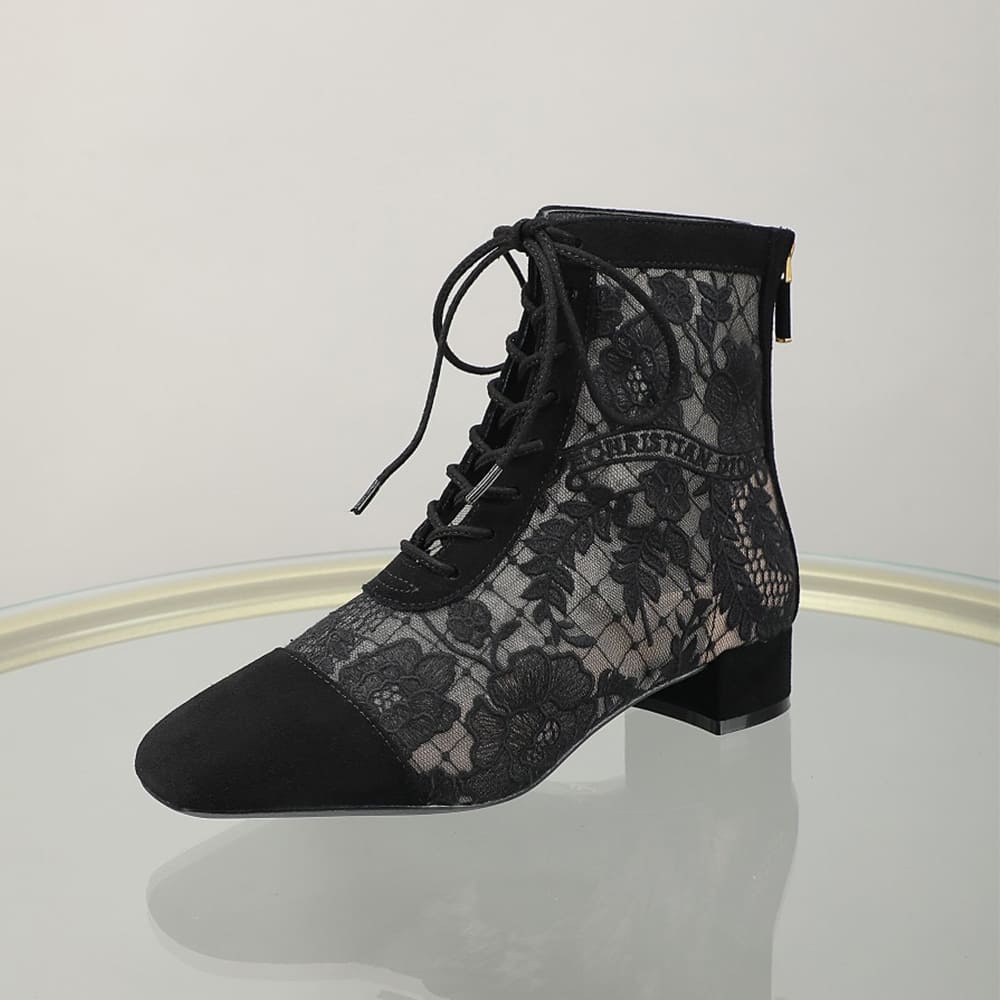 D10r Naughtily-D Heeled Ankle Boot