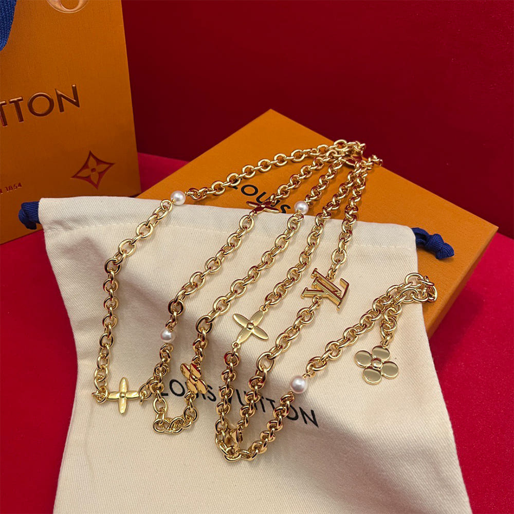 LV Chain Pearl Belt