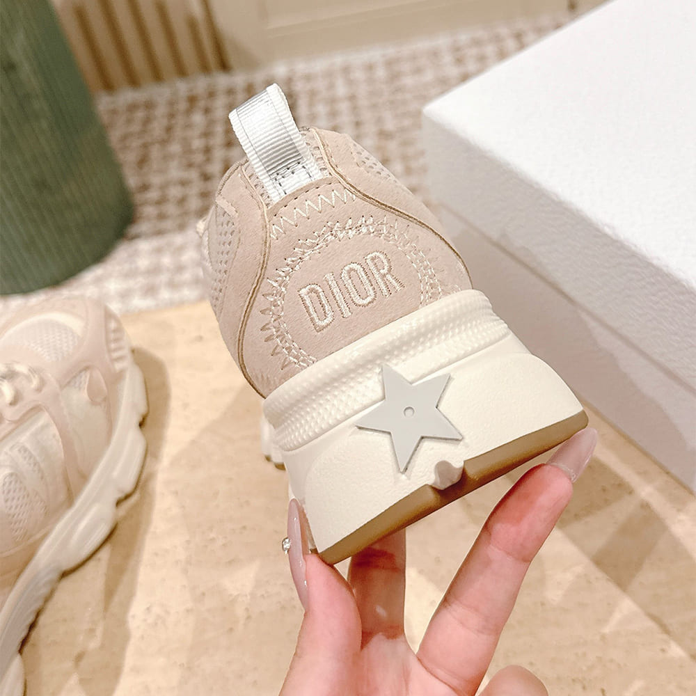D10r Chrono Sneaker