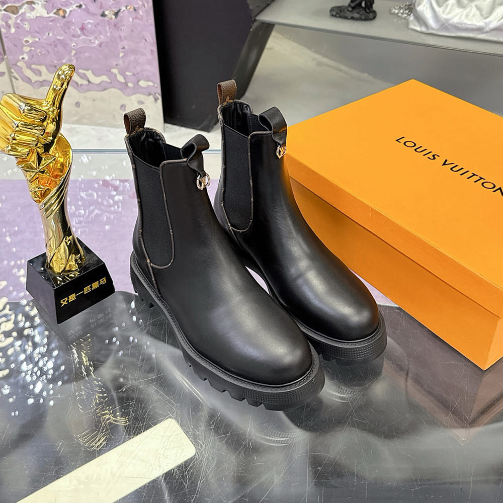 LV District Chelsea Ankle Boot