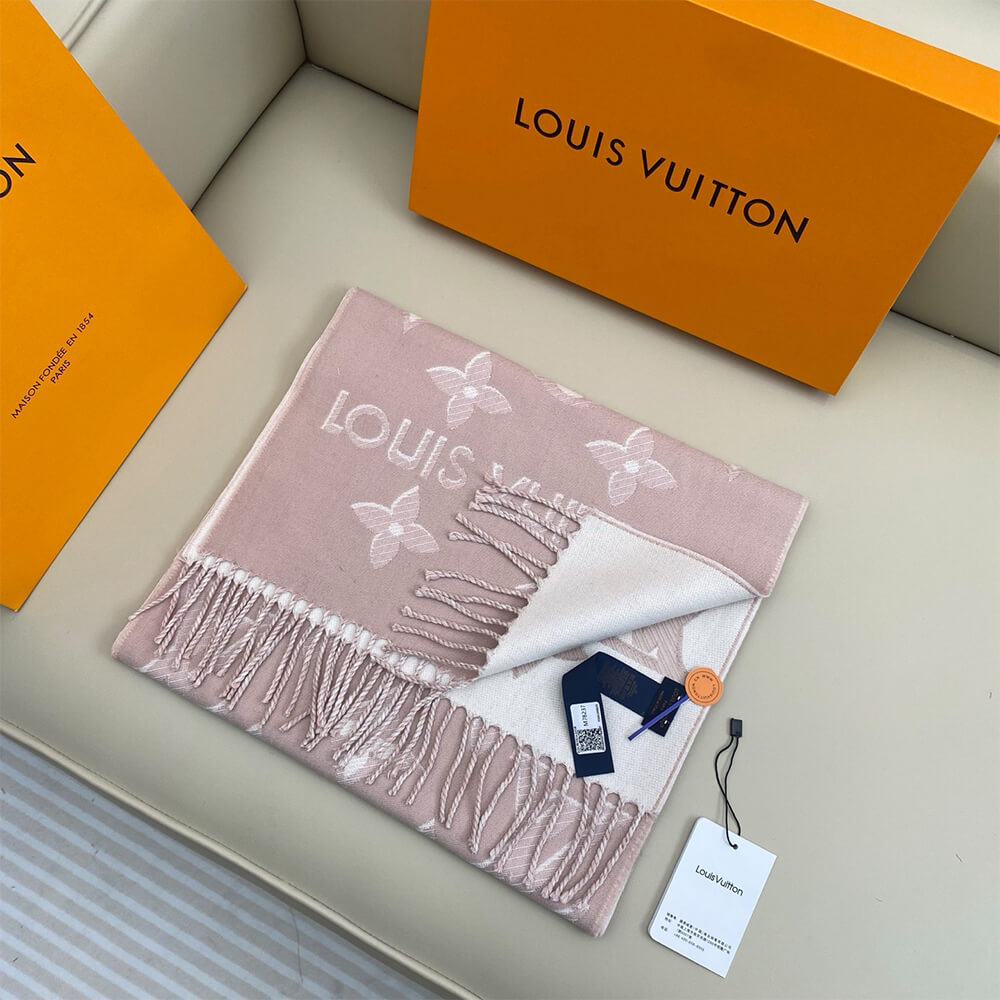 LV Essential Shine Scarf