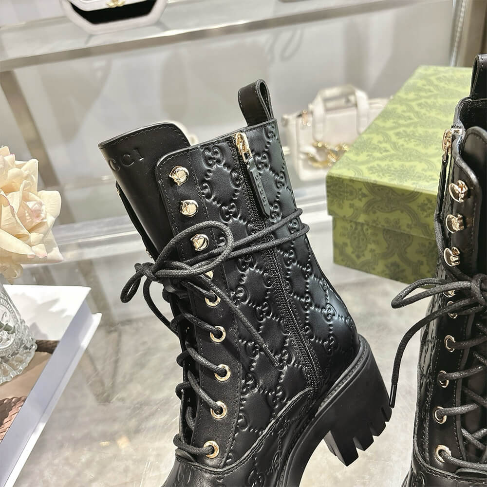 Gvc*1 Women’s lace-up ankle boot with GG