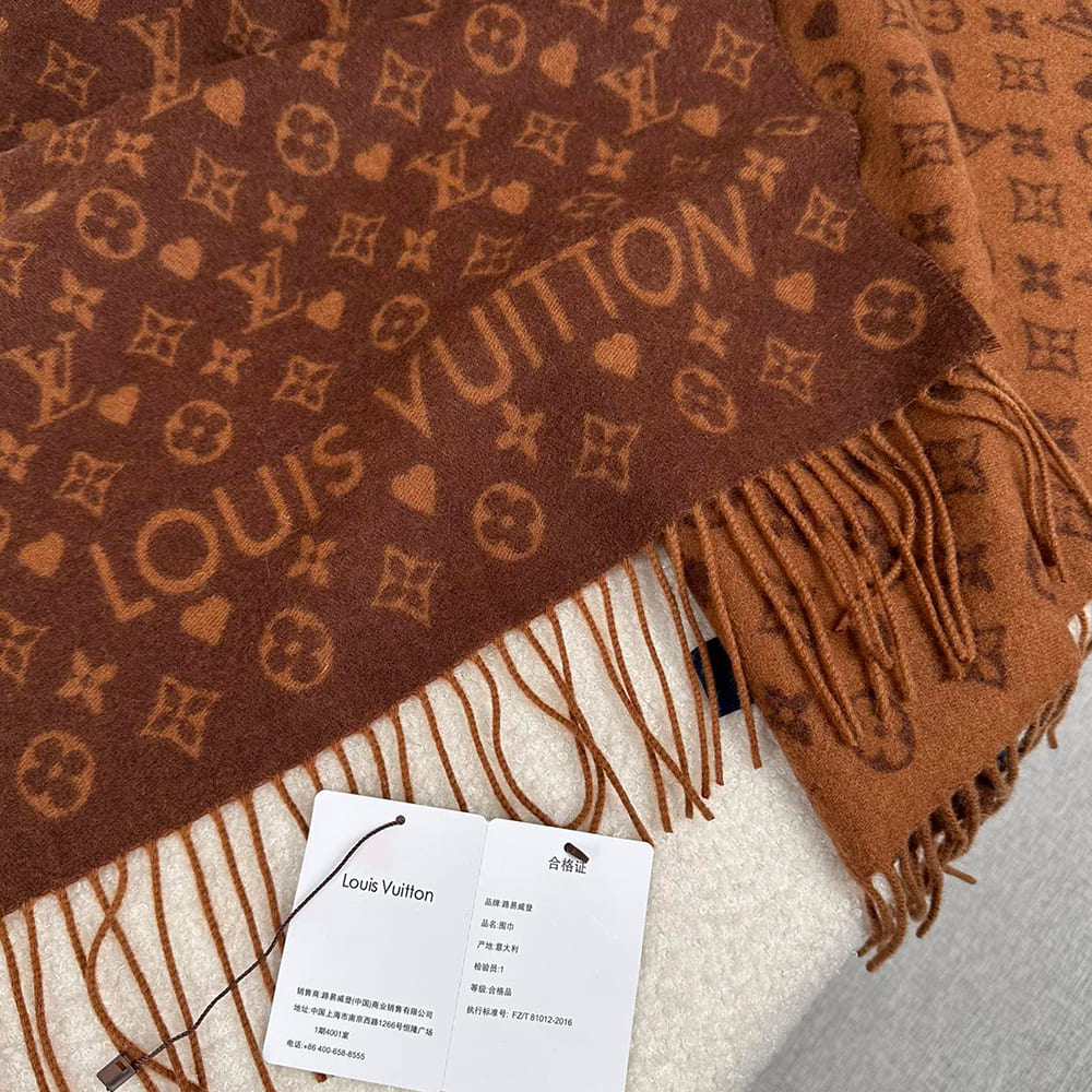 LV GAME ON Scarf