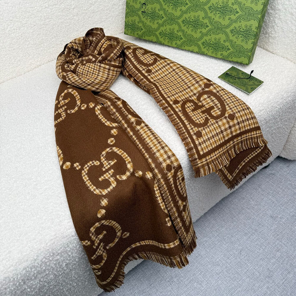 Gvc*1 GG wool scarf