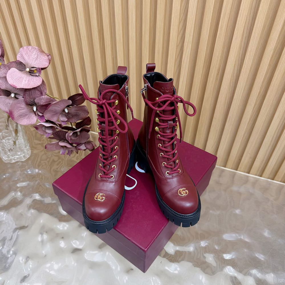 Gvc*1 Women’s lace-up ankle boot with GG