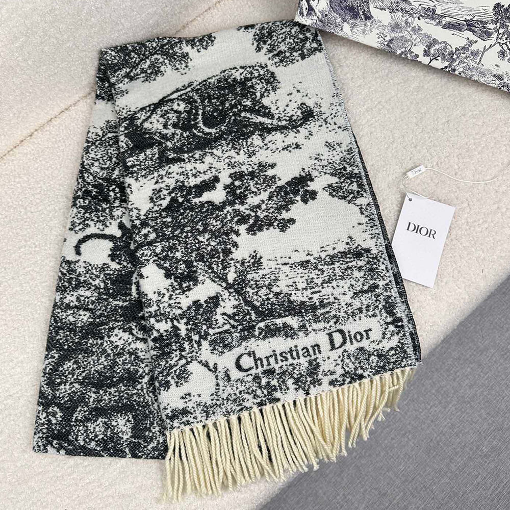 D10r Toile de Jouy Sauvage Scarf